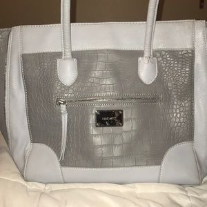 👜Nine West grey snakeskin tote bag